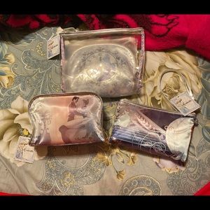 NWT Disney Cinderella Makeup Bag Set